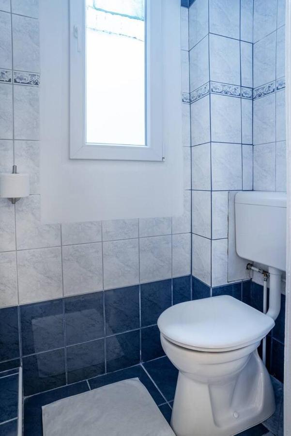 Central And Large Ac Home Away From Home Budapest Esterno foto